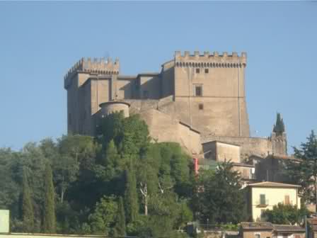 Il castello Orsini - foto Giovanna Caponi camper sosta soriano nel cimino castello orsini