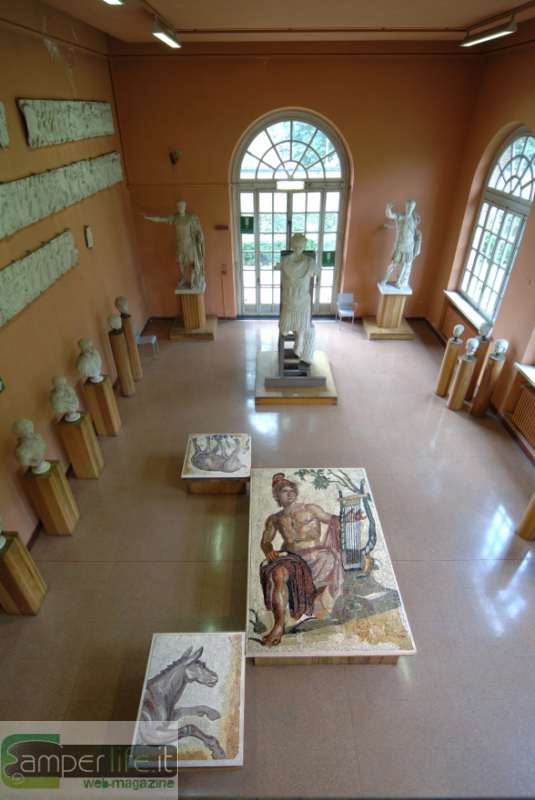 Museo delle antichità: la sala Orfeo camper piemonte torino sala orfeo museo antichità